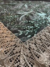 Load image into Gallery viewer, Lap Scarf 015